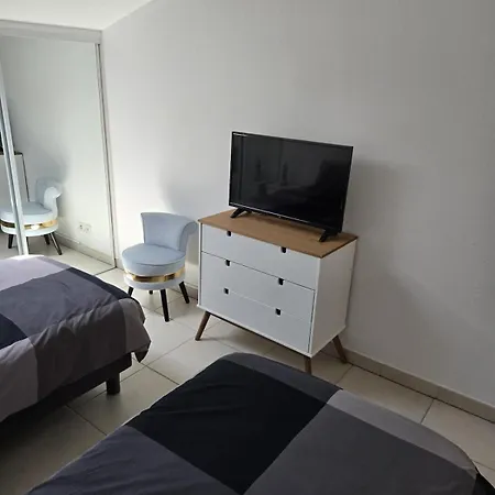 Duplex 75m2, De Sable Fin A 1 Min A Pied * Fréjus