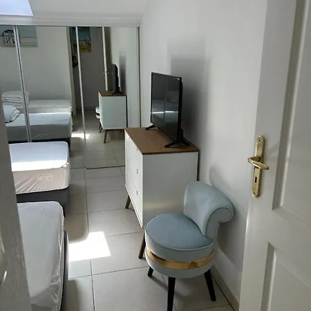 Duplex 75m2, De Sable Fin A 1 Min A Pied Апартаменты Фрежюс